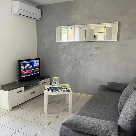 Appartement Cosy Six-Fours-les-Plages Exterior photo